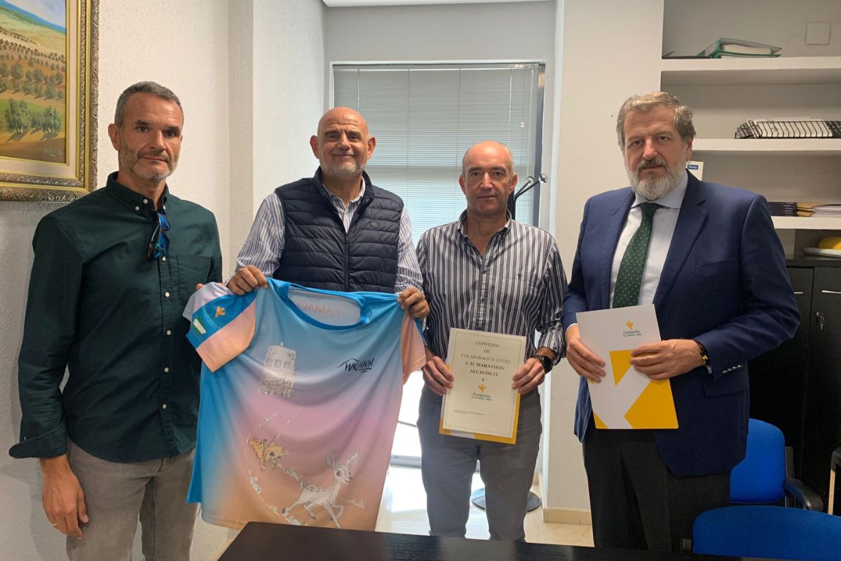 Convenio de colaboración entre la Fundación Caja Rural de Jaén y el CD Marathon Alcaudete