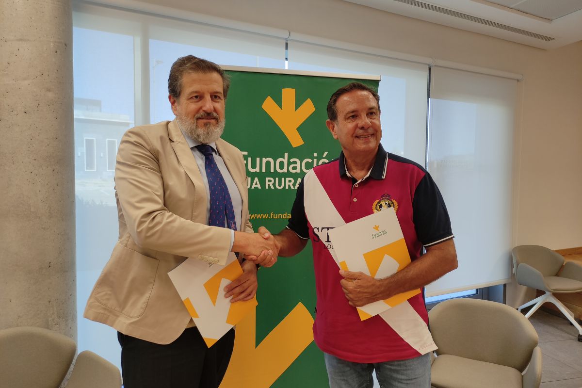 Firma convenio entre Fundación Caja Rural de Jaén con CD Andújar FS para promover el crecimiento personal de los jugadores a través del fútbol sala.