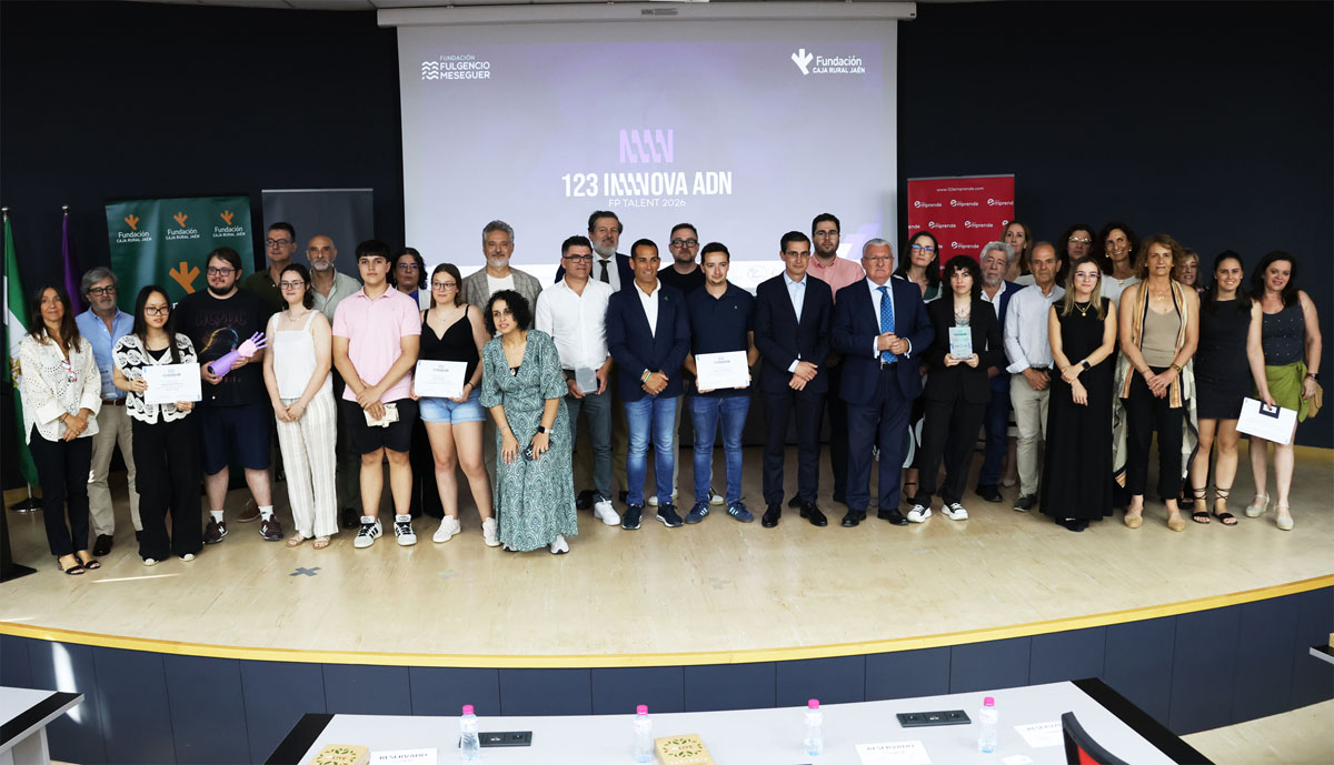 PREMIOS 123 innova adn fp talent